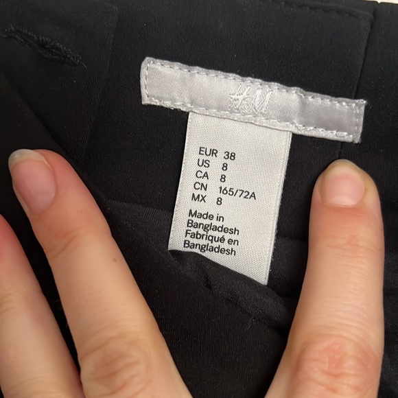 H&M black suite skirt with jacket - Picture 4 of 4
